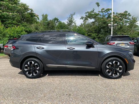 Used 2024 Kia Sportage X-Line AWD/4WD image 2
