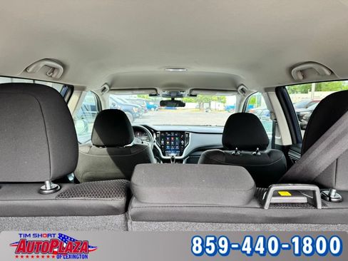 Used 2024 Subaru Outback Premium AWD/4WD image 33