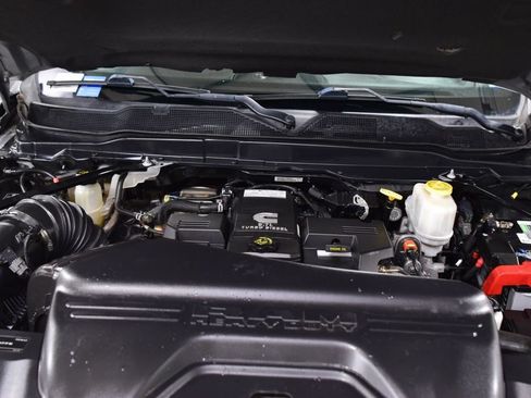 Used 2023 RAM 5500 Tradesman AWD/4WD image 18