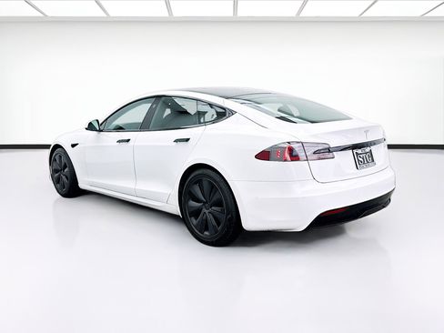 Used 2022 Tesla Model S Base image 6