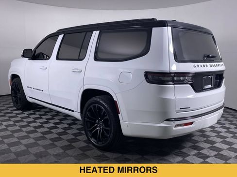 Used 2022 Jeep Grand Wagoneer Series II AWD/4WD image 21