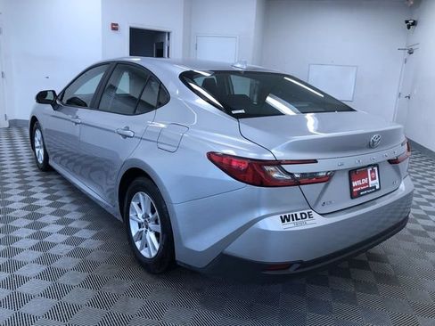 Used 2026 Toyota Camry LE FWD image 8