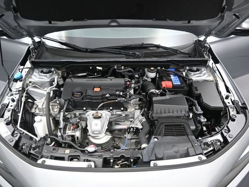 Used 2023 Honda Civic Sport image 11