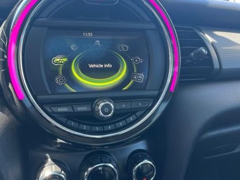 Used 2017 MINI Cooper 4-Door Hardtop FWD image 50