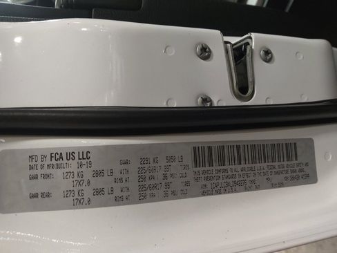 Used 2020 Jeep Cherokee Latitude image 33