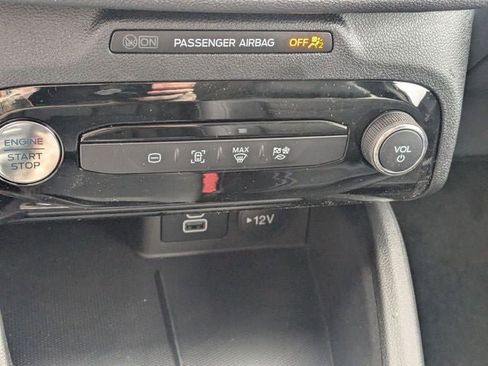 New 2026 Ford Escape SE FWD image 57
