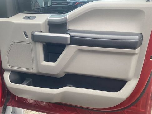 Used 2015 Ford F150 XLT w/ Equipment Group 302A Luxury image 19