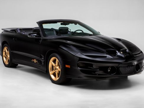 Used 2001 Pontiac Firebird Trans Am w/ SLP Firehawk Pkg RWD image 1