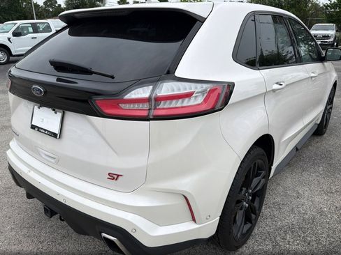 Used 2019 Ford Edge ST w/ Equipment Group 401A AWD/4WD image 10