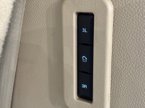 Used 2016 Ford Expedition Limited w/ Equipment Group 301A image 36