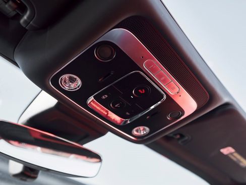 Used 2023 Bentley Continental GT Azure image 70