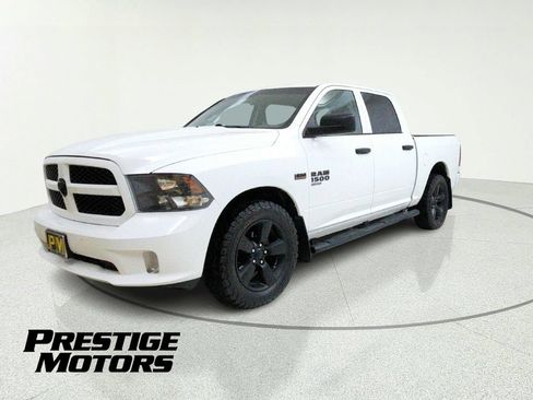 Used 2019 RAM 1500 Express w/ Wheel & Sound Group AWD/4WD image 3