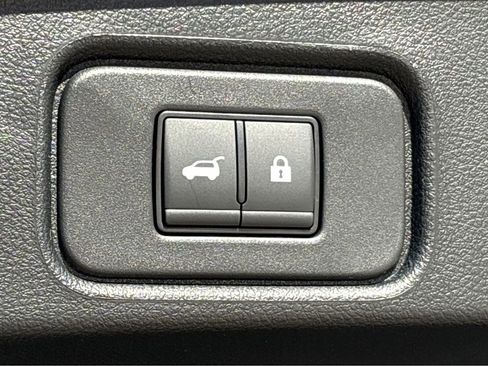 New 2026 Nissan Pathfinder Platinum w/ Cargo Package FWD image 23