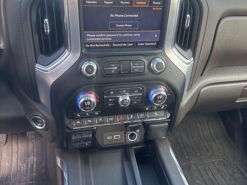 Used 2020 GMC Sierra 1500 SLT image 13