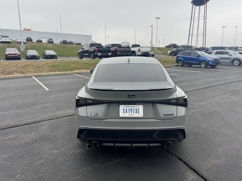 Used 2022 Lexus IS 500 image 4