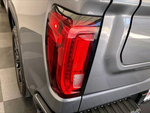 Used 2022 GMC Sierra 1500 Denali w/ Denali Reserve Package AWD/4WD image 29