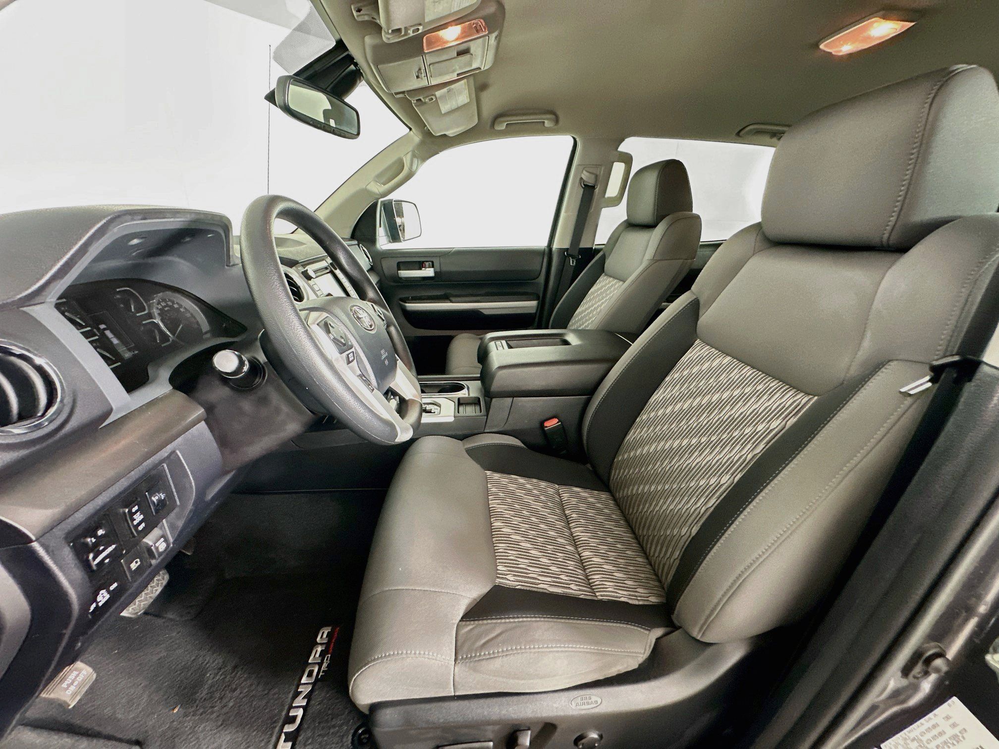 Used 2019 Toyota Tundra SR5 AWD/4WD image 13