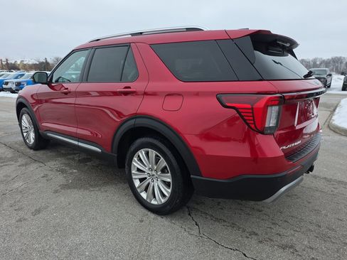 Used 2025 Ford Explorer Platinum w/ LUX Leather Package image 5