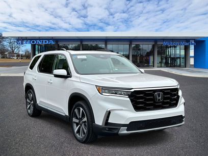 Certified 2025 Honda Pilot Touring