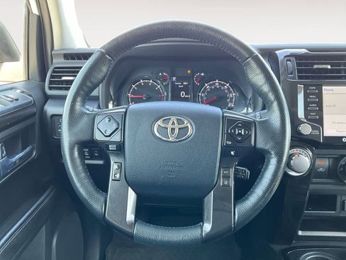 Used 2023 Toyota 4Runner 40th Anniversary SE AWD/4WD image 11