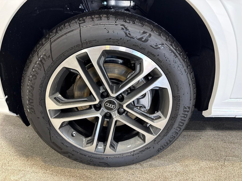 New 2026 Audi Q5 Premium AWD/4WD image 10