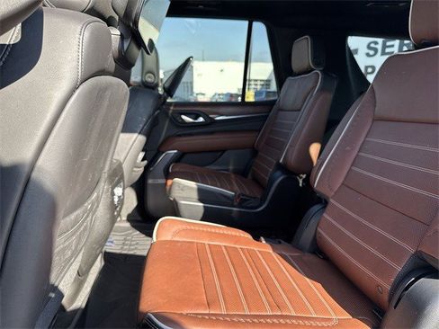Used 2023 GMC Yukon Denali Ultimate image 29
