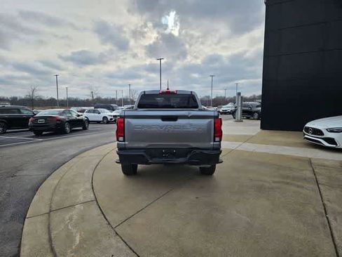 Used 2023 Chevrolet Colorado W/T image 8