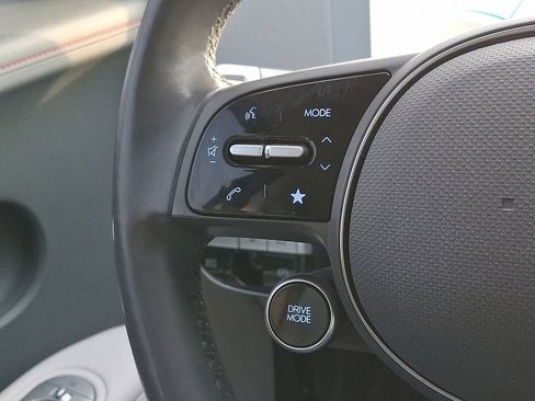 Used 2022 Hyundai Ioniq 5 SEL image 9