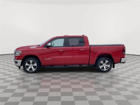 Used 2022 RAM 1500 Laramie AWD/4WD image 2