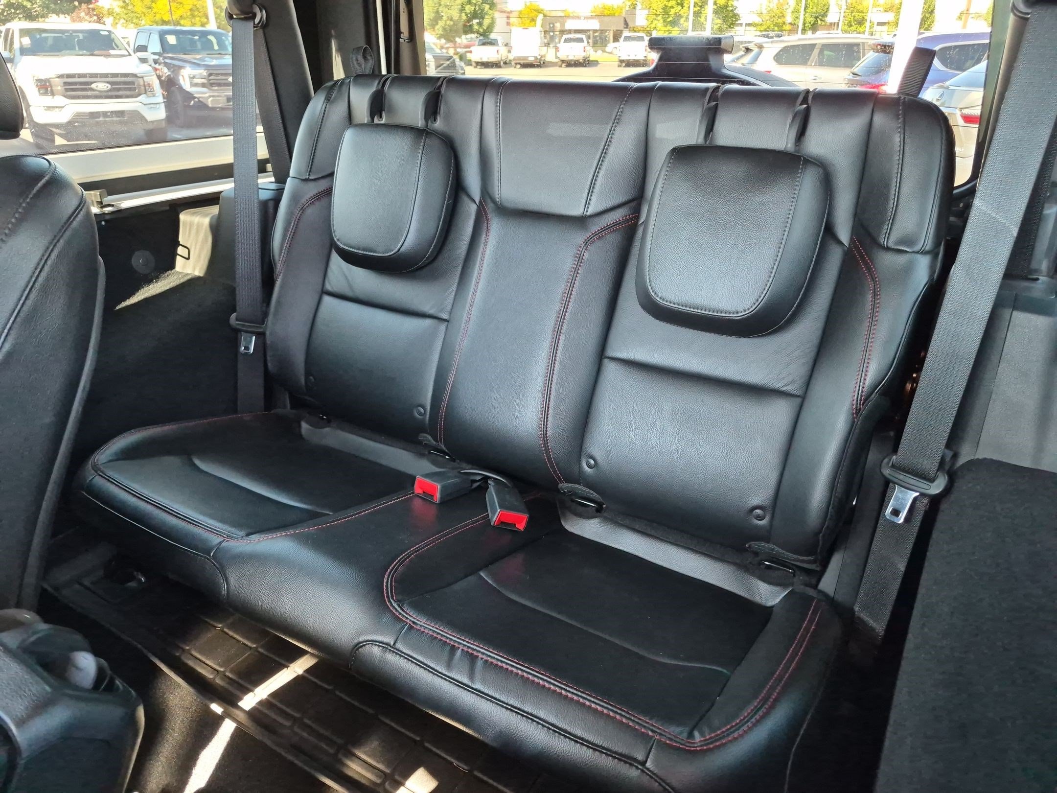 Used 2018 Jeep Wrangler Rubicon AWD/4WD image 29