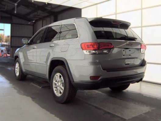Used 2019 Jeep Grand Cherokee Laredo RWD image 8