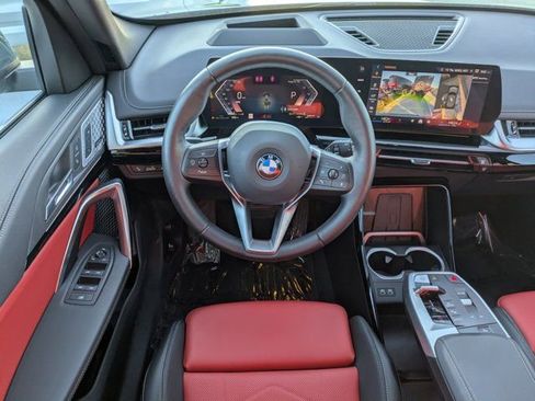 Used 2025 BMW X1 xDrive28i w/ Premium Package image 12
