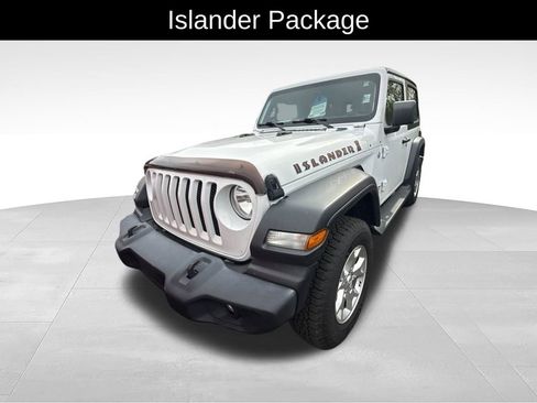 Used 2021 Jeep Wrangler Sport AWD/4WD image 4