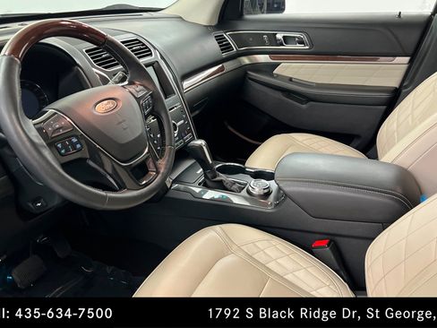 Used 2018 Ford Explorer Platinum AWD/4WD image 15