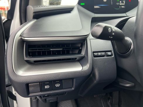 Used 2024 Toyota Prius LE image 23