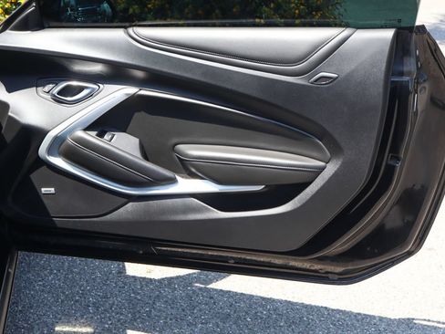 Used 2020 Chevrolet Camaro SS RWD image 42