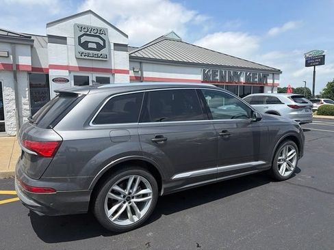 Used 2025 Audi Q7 3.0T Premium Plus AWD/4WD image 14