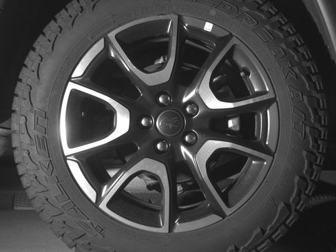 Used 2025 Jeep Compass Trailhawk image 15