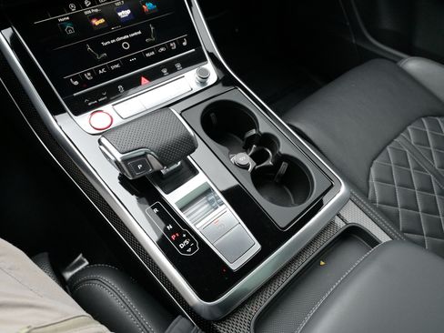 Used 2020 Audi SQ7 Prestige w/ Prestige Package image 28