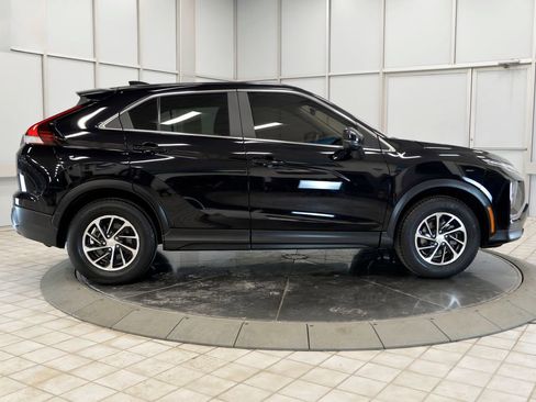 Used 2022 Mitsubishi Eclipse Cross ES image 9