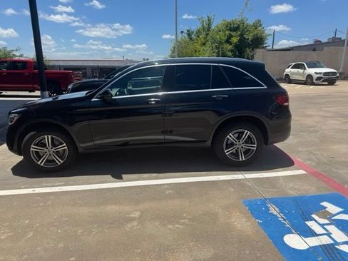 Certified 2020 Mercedes-Benz GLC 300 image 2
