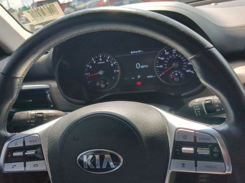 Used 2021 Kia Telluride SX w/ SX Prestige Package image 12