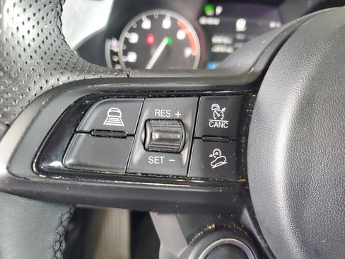 Used 2023 Alfa Romeo Stelvio Sprint RWD image 24