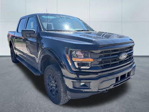 Used 2025 Ford F150 XLT w/ Equipment Group 302A MID image 5