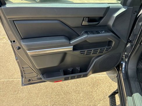 New 2026 Toyota Tacoma SR5 RWD image 12