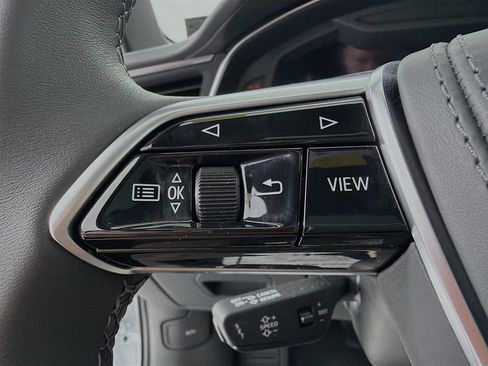 Certified 2025 Audi A6 3.0T Prestige image 11