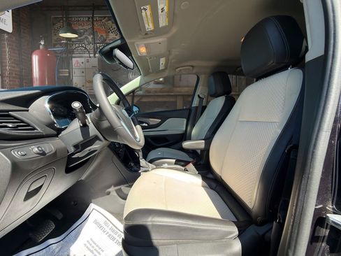 Certified 2021 Buick Encore Preferred w/ Safety Package FWD image 13