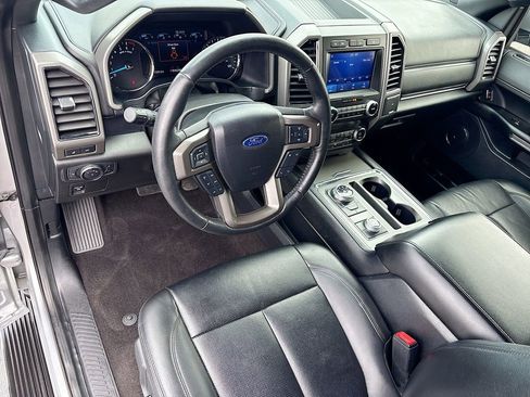 Used 2020 Ford Expedition XLT w/ Equipment Group 202A image 9
