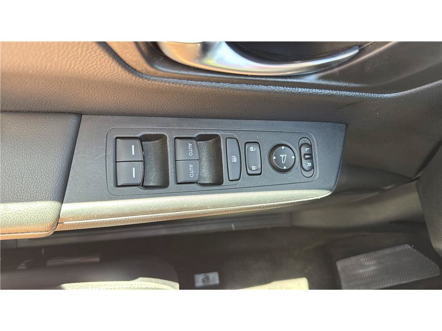 Used 2024 Honda CR-V EX image 32