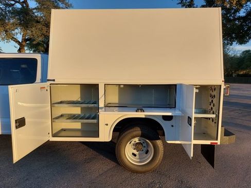 New 2026 Ford F350 XL w/ XL Chrome Package AWD/4WD image 6